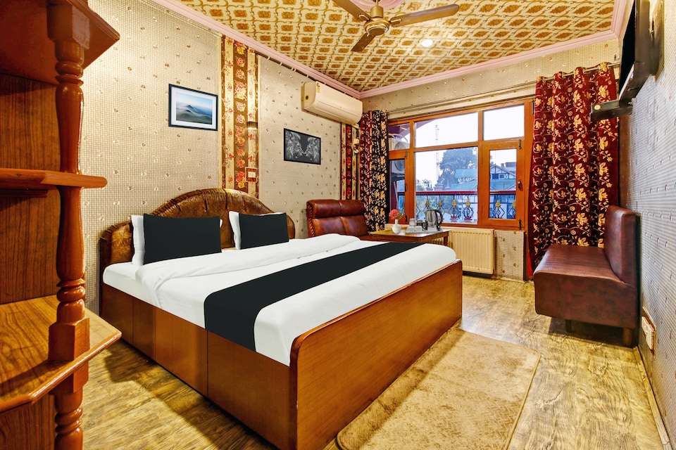 Hotel O Residency Road Srinagar, Rajbagh, Srinagar