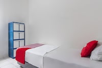 SPOT ON 93722 Shannhay Guest House Syariah