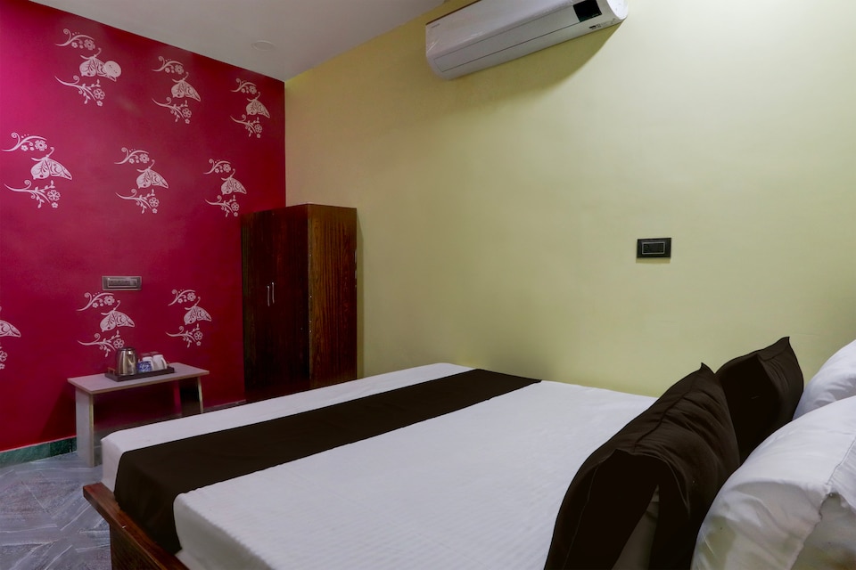 Hotel O SRI JOGULAMBA RESIDENCY, Shamshabad, Hyderabad
