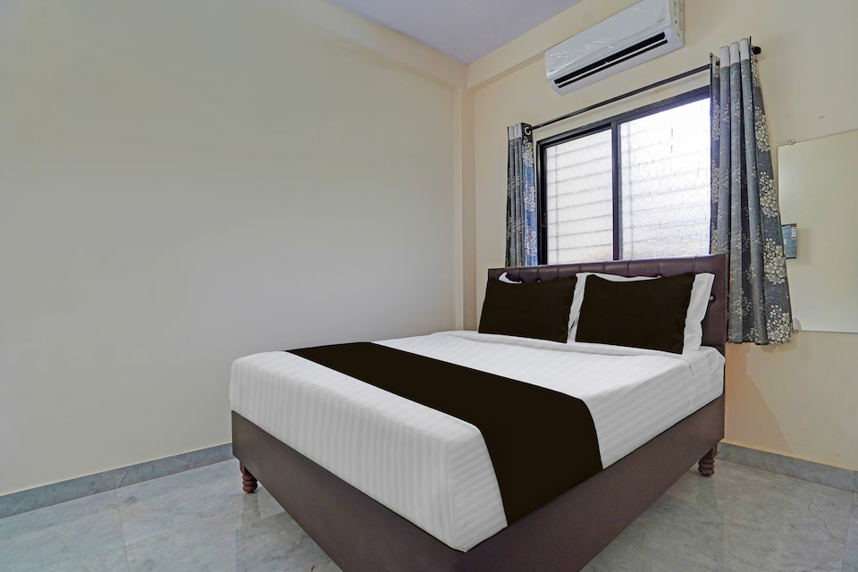 Super Hotel O CRPF Crossway Formerly V7 Inn Service Apartment, Hingna Road Nagpur, Nagpur
