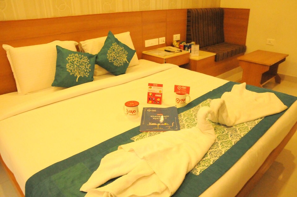 OYO 1819 Apple Park, Gandhipuram Coimbatore, Coimbatore