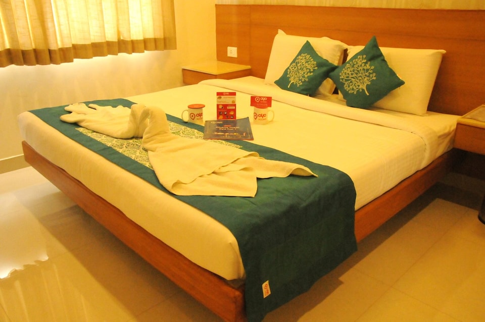 OYO 1819 Apple Park, Gandhipuram Coimbatore, Coimbatore