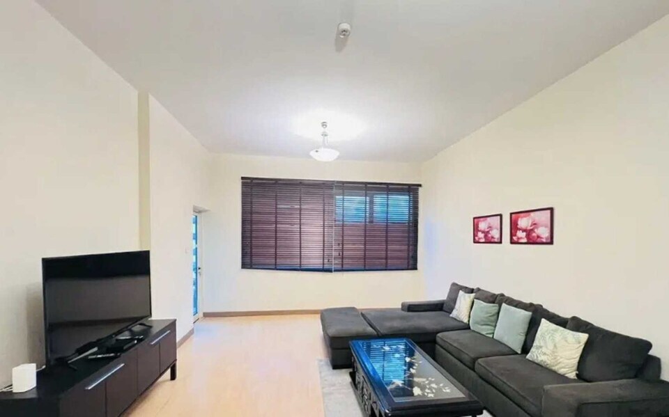OYO 1279 Home Al Yalayis 2, Dubai Marina, Dubai