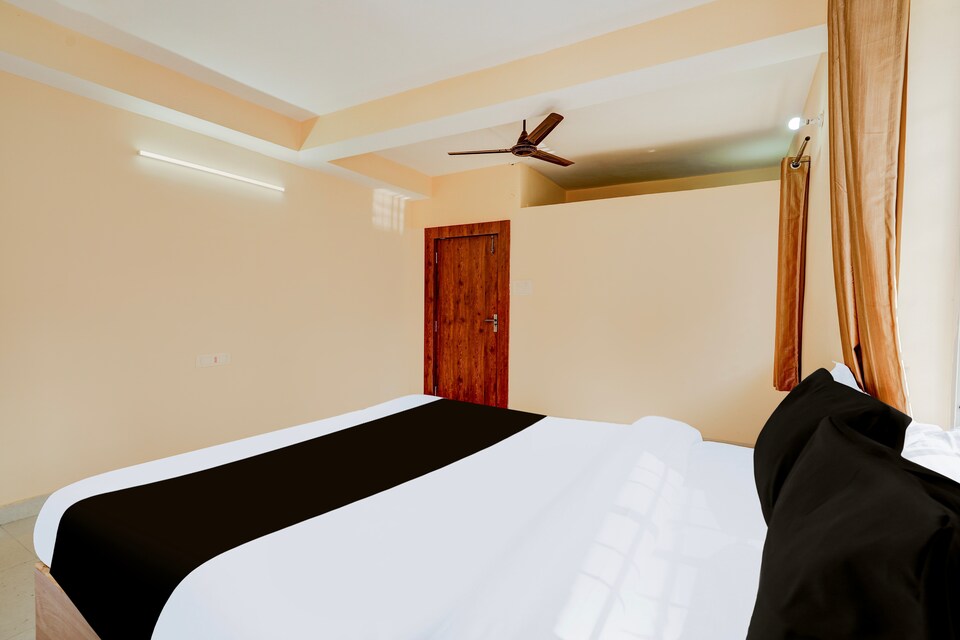 Hotel O Eastland Guest House, Firayalal, Ranchi