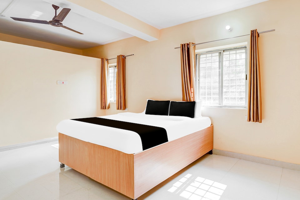 Hotel O Eastland Guest House, Firayalal, Ranchi