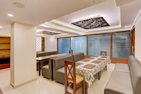 Townhouse Oak Clock Tower Formerly Hotel Ambassador