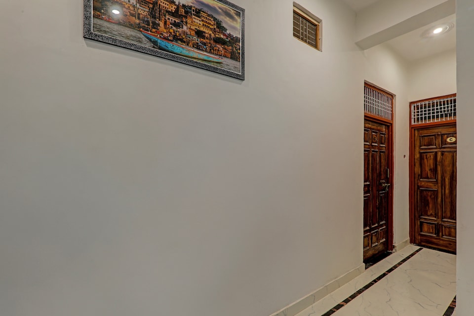 Hotel O Royaal Palace, Sigra, Varanasi