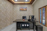 Hotel O Royaal Palace
