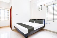 Hotel O Shyam Palace