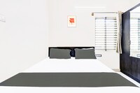 Hotel O Shyam Palace