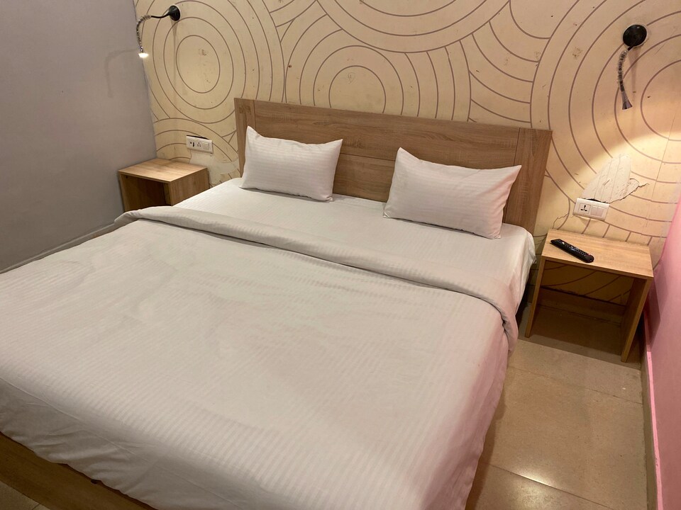 OYO 823716 Royal guest house, Dwarka Delhi, Delhi