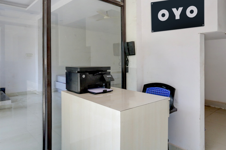 Hotel O OM Shree, Barra Kanpur, Kanpur