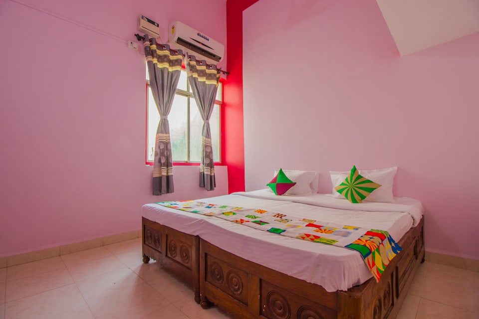 OYO 12890 Home Beautiful 2Bhk Near Baina Beach, Vasco Goa, Goa