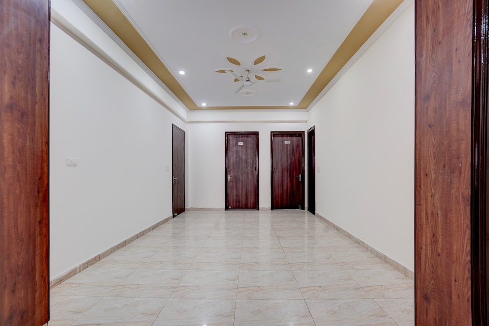 Hotel O Sunshine Corporate Suite, Medanta, Gurgaon