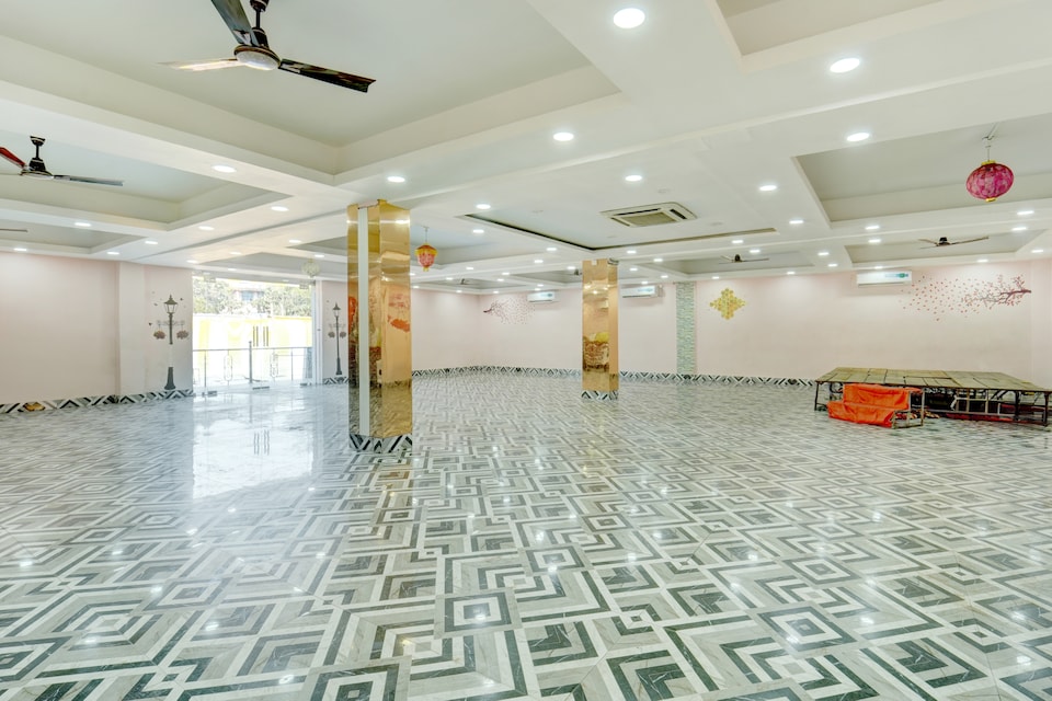 Hotel O SHIV PLAZA, Dhanbad, Dhanbad