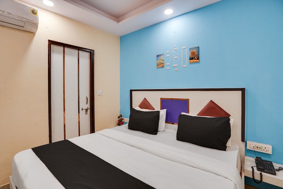 Hotel O Gold Star, North Delhi, Delhi