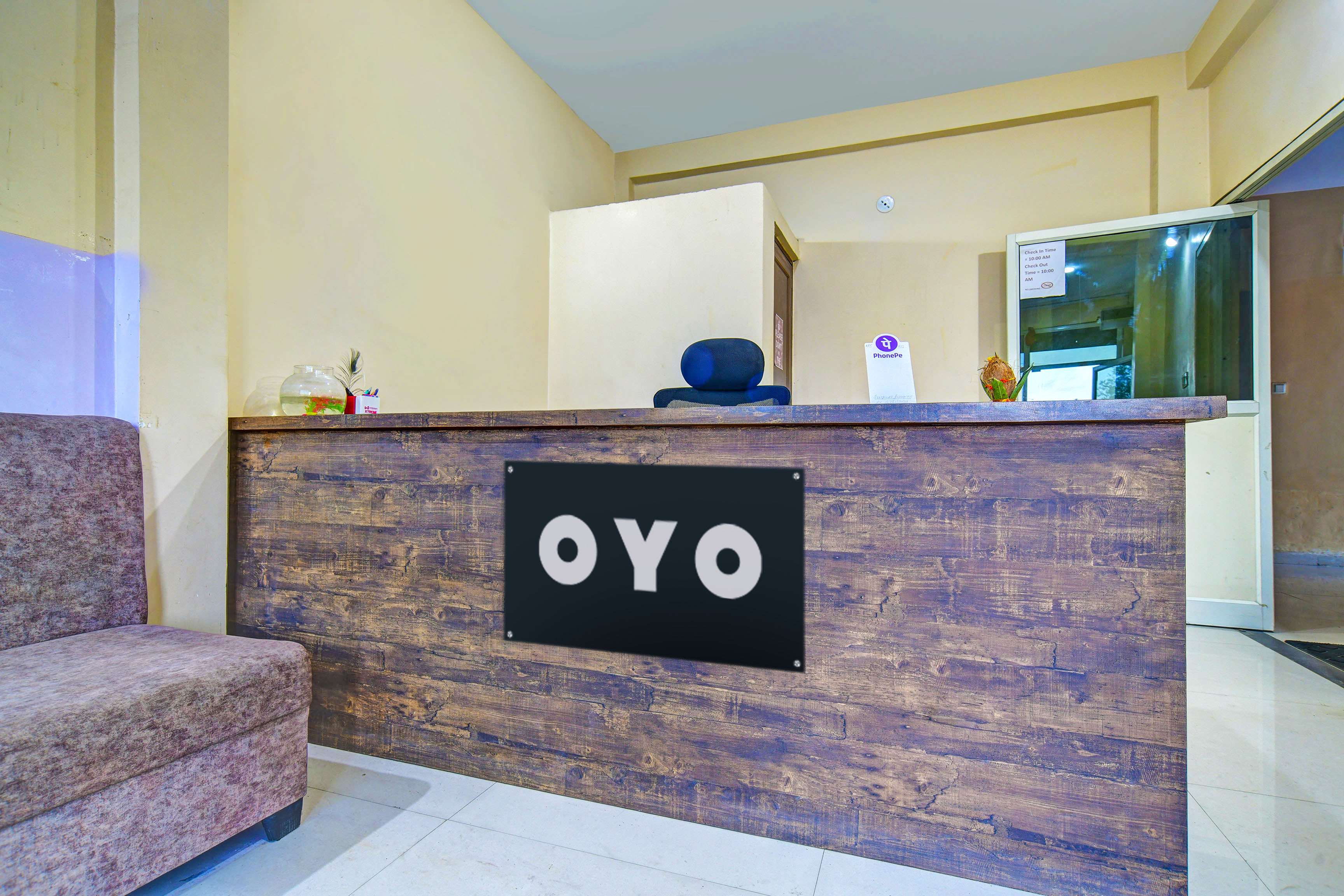 SPOT ON Hotel Park Bench palace, SPOT ON Indore, Book @ ₹792 - OYO