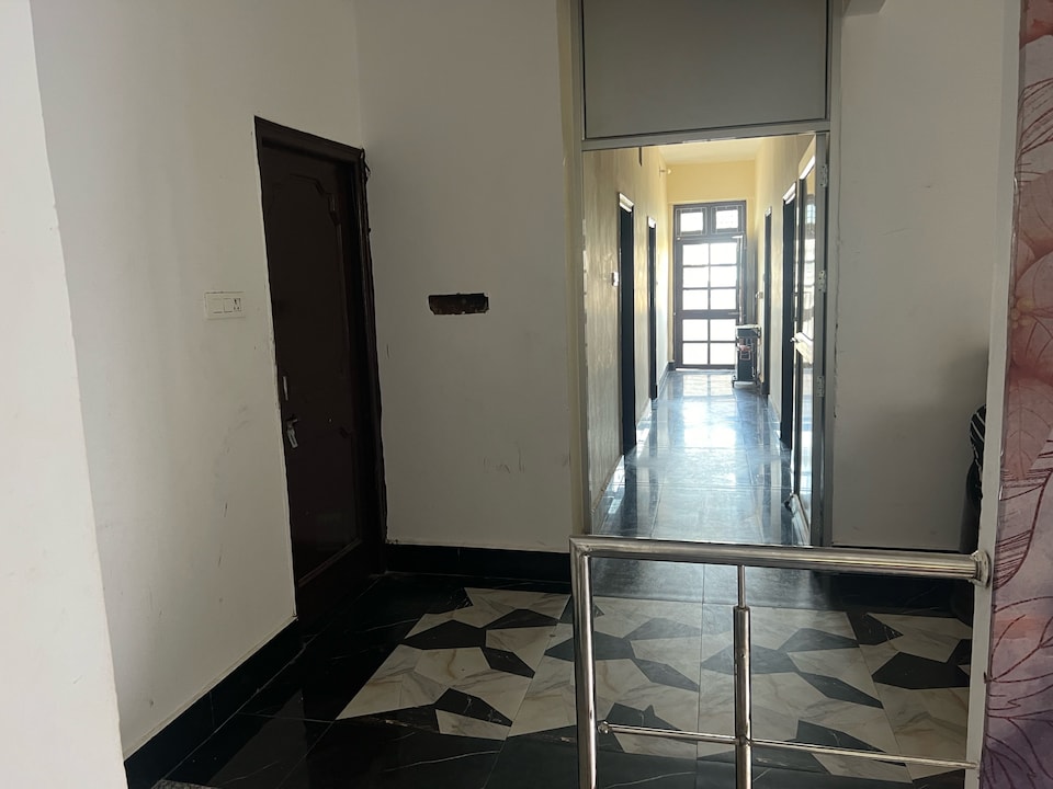 OYO 823888 Hotel The Aashiyana, Anupgarh, Suratgarh