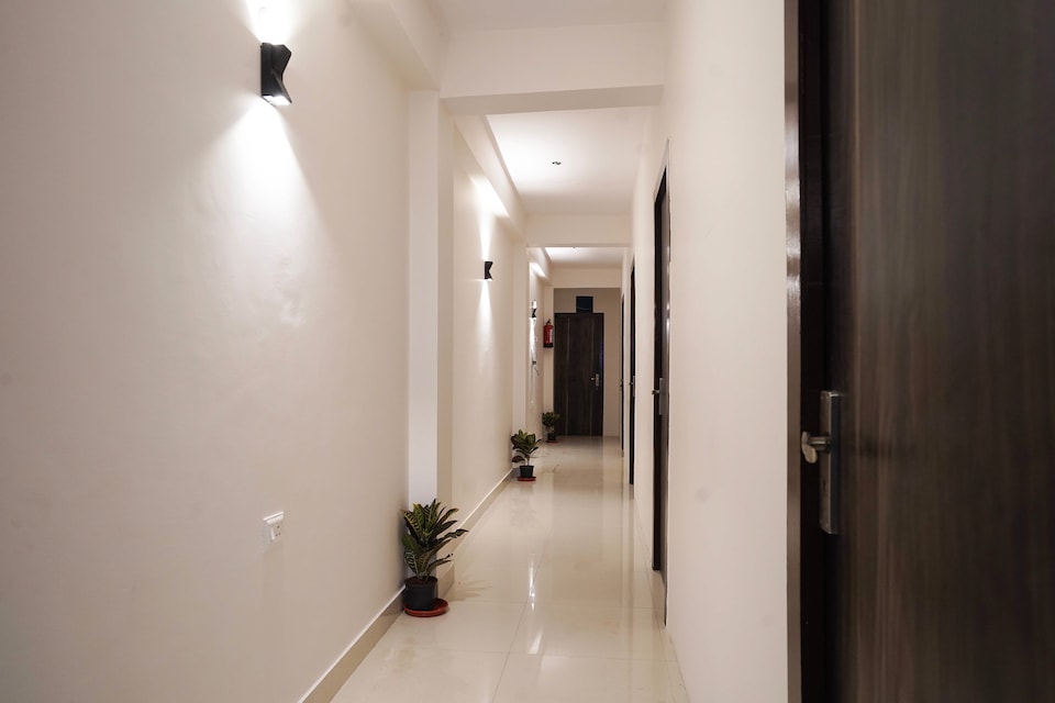 OYO 823915 RK complex, Ghaziabad City, Ghaziabad