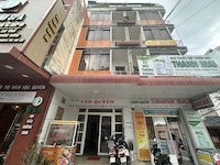 OYO 1233 Yen Quyen Hotel