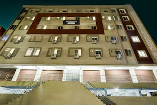 Super Townhouse Kukatpally Formerly SV Royal