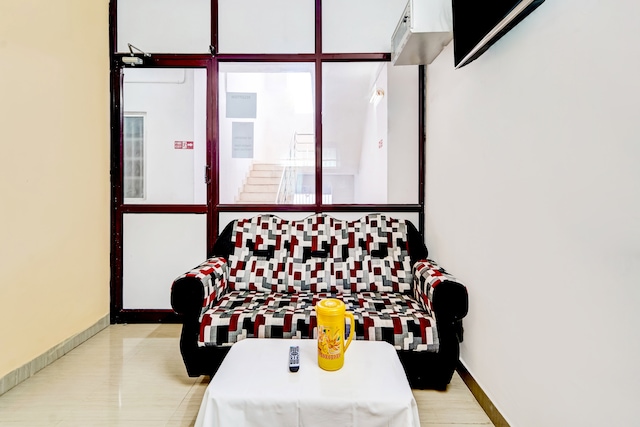 Super Hotel O Okkilipalayam