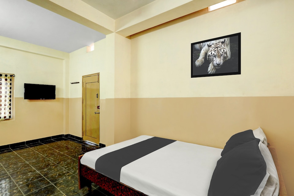 SPOT ON SS Residency, Sullurpeta, Sullurpeta