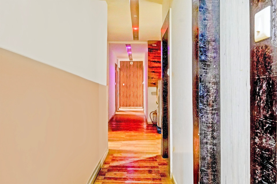 Hotel O Angel Park, Ashram Road Ahmedabad, Ahmedabad