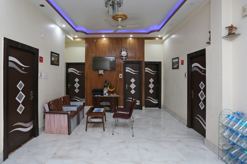Flagship 1828 Paradise Inn, Salt Lake Kolkata, Kolkata