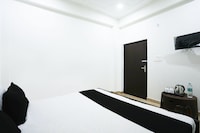 Hotel O Royal Residency