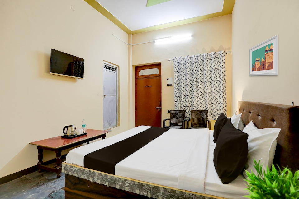 Hotel O Nirvana Hotel, Etawah, Etawah