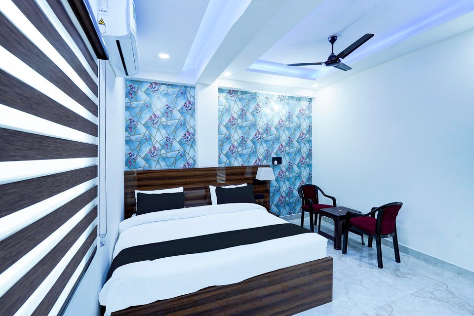 OYO Misstoo, Noida City, Noida