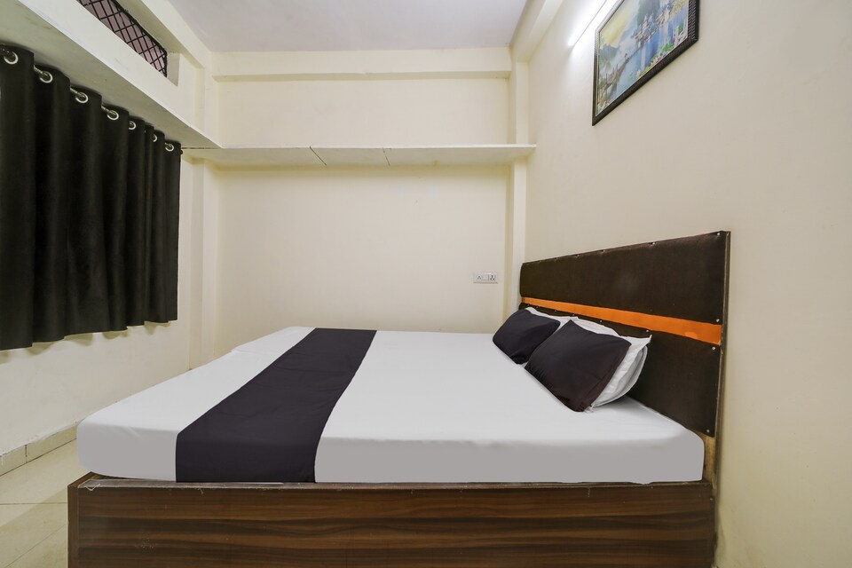 SPOT ON Raj Palace, Hamidia Road Bhopal, Bhopal