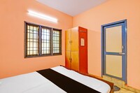Hotel O 824158 MK Raja Homes