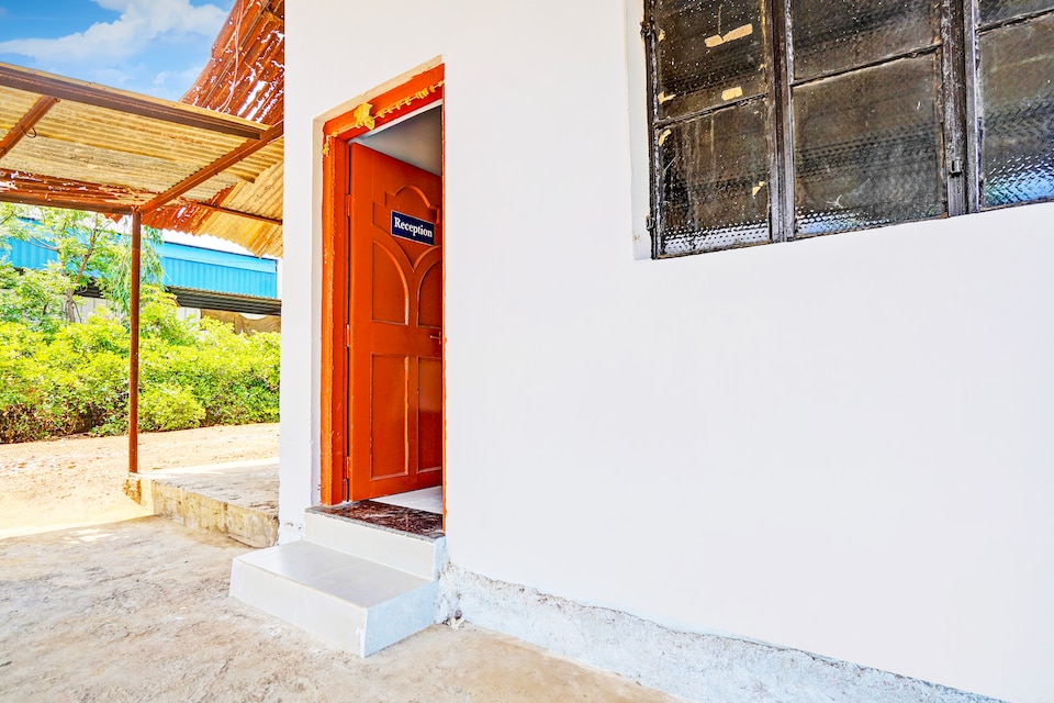 Hotel O Arnav Gold, Bhiwapur, Bhiwapur