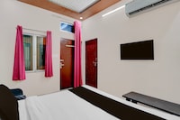 Hotel O Relax with Ramayana