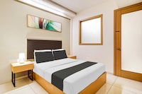 Super Collection O Metro Park Opposite Kalasipalya Bus stand