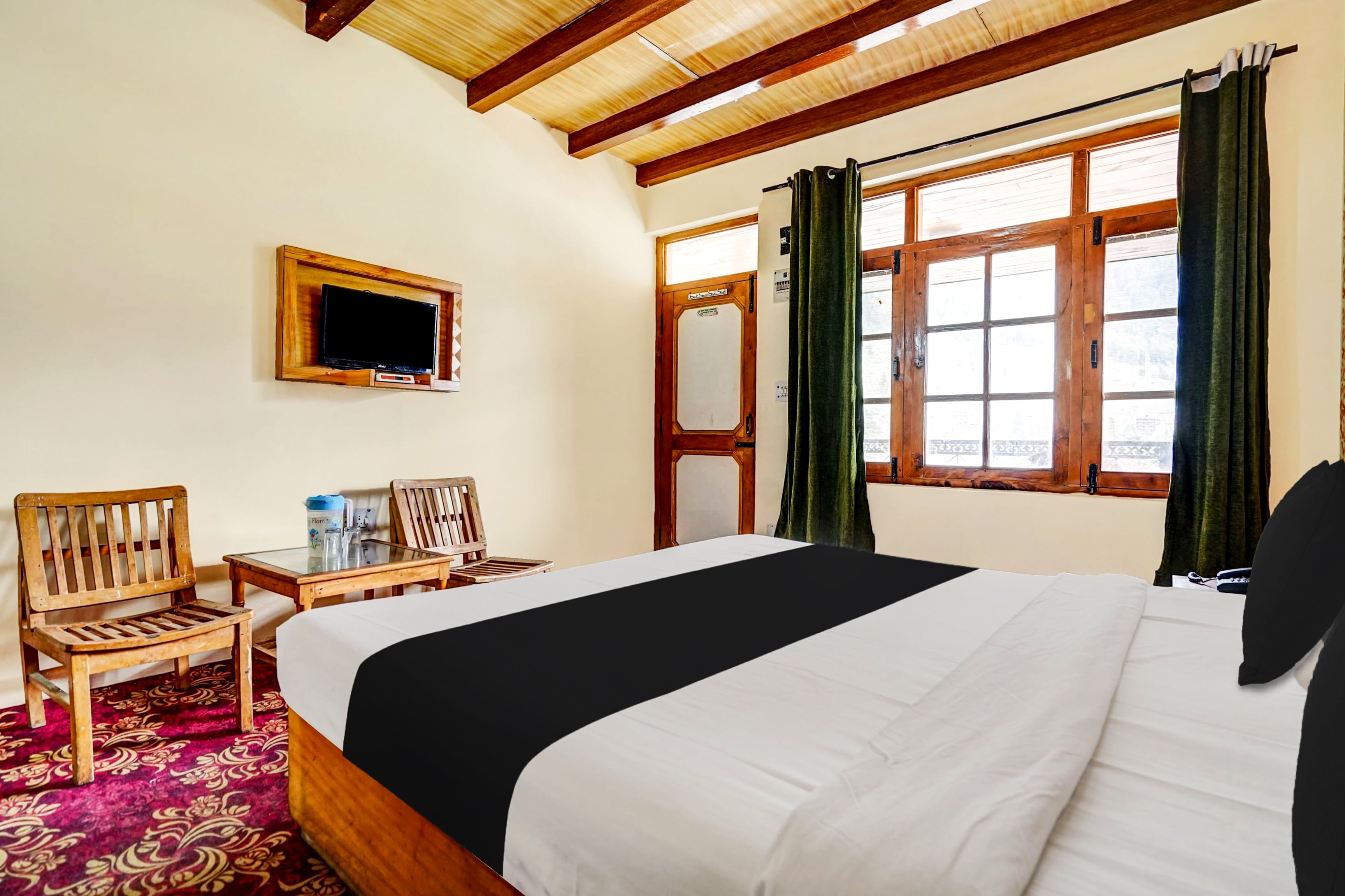 Hotel O New Sun N Snow, Flagship Manali, Book ₹2217 OYO