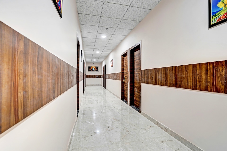 Hotel O Lord King Hotel, Rohini Delhi, Delhi
