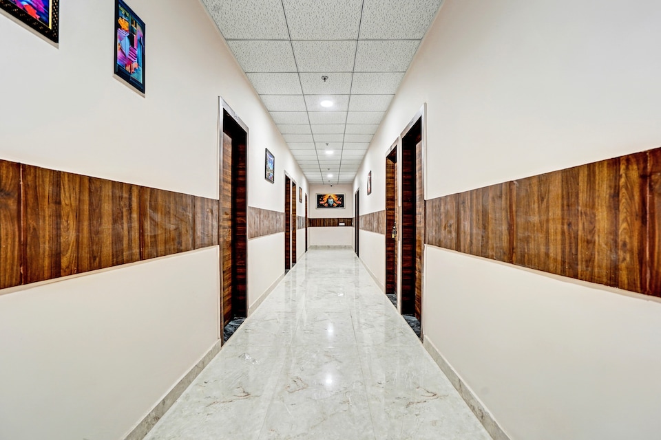 Hotel O Lord King Hotel, Rohini Delhi, Delhi