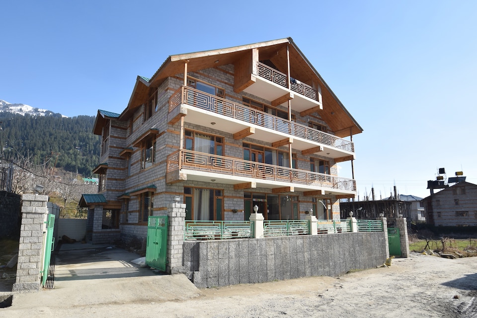 OYO 1837 Hotel Golden Meadows, Premium Manali, Book ₹2512 OYO