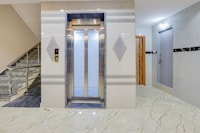 Super Townhouse Gachibowli Near Sky View