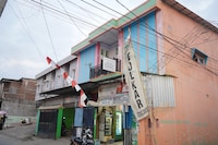 Hotel O Athirah Kost Near Permandian Wisata Istana Mappala