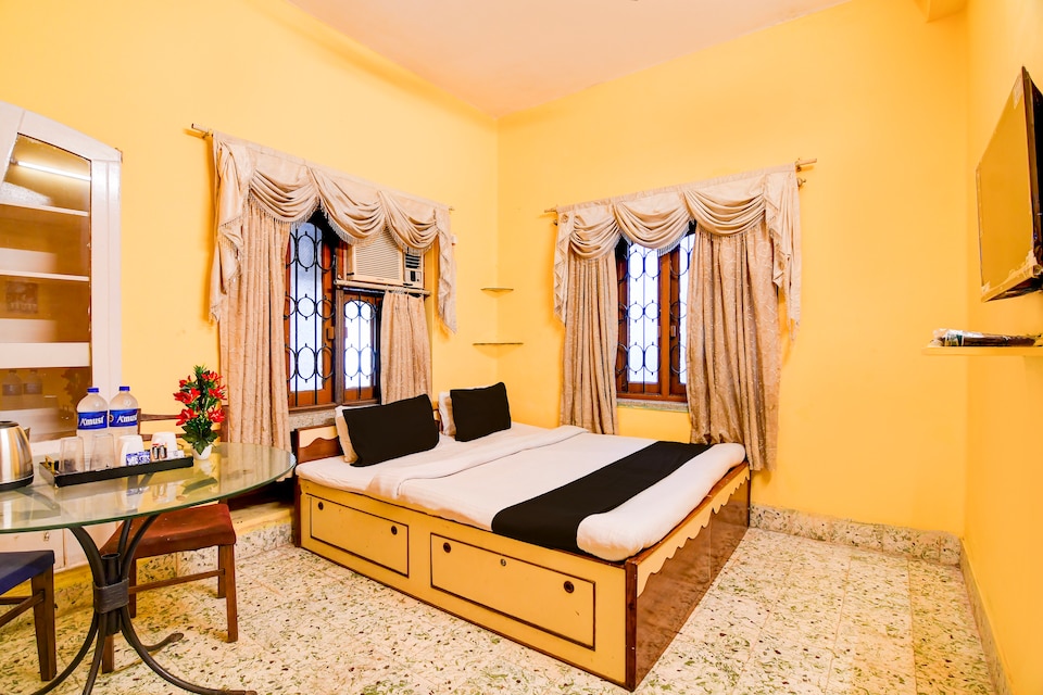 OYO 824483 Joy Ma Kali Guest House, Salt Lake Kolkata, Kolkata