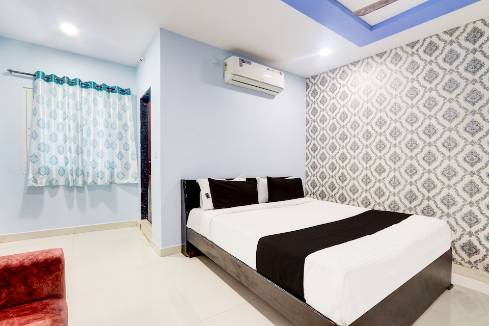 Hotel O Moon light, Nizamabad city, Nizamabad