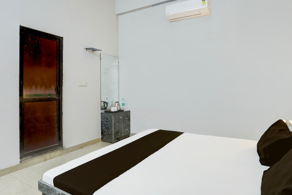 Hotel O Highway 34 Hotel, IIT Kanpur, Kanpur