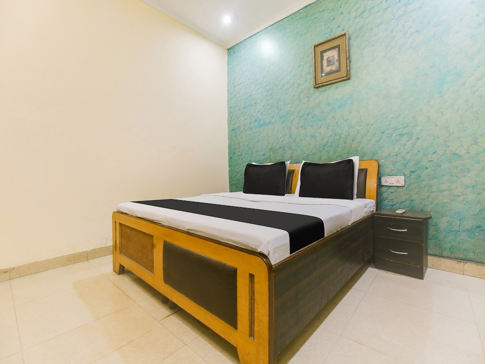 Hotel O Mid City Guest House, Railway Station Chandigarh, Chandigarh
