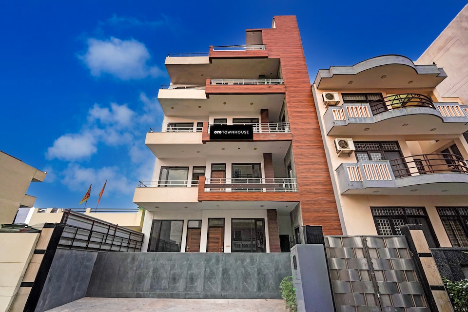 Townhouse Delight Inn, Medanta, Gurgaon