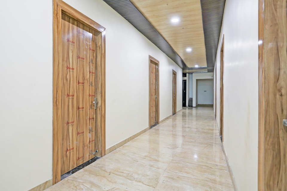 HOTEL O LAX, IIT Kanpur, Kanpur