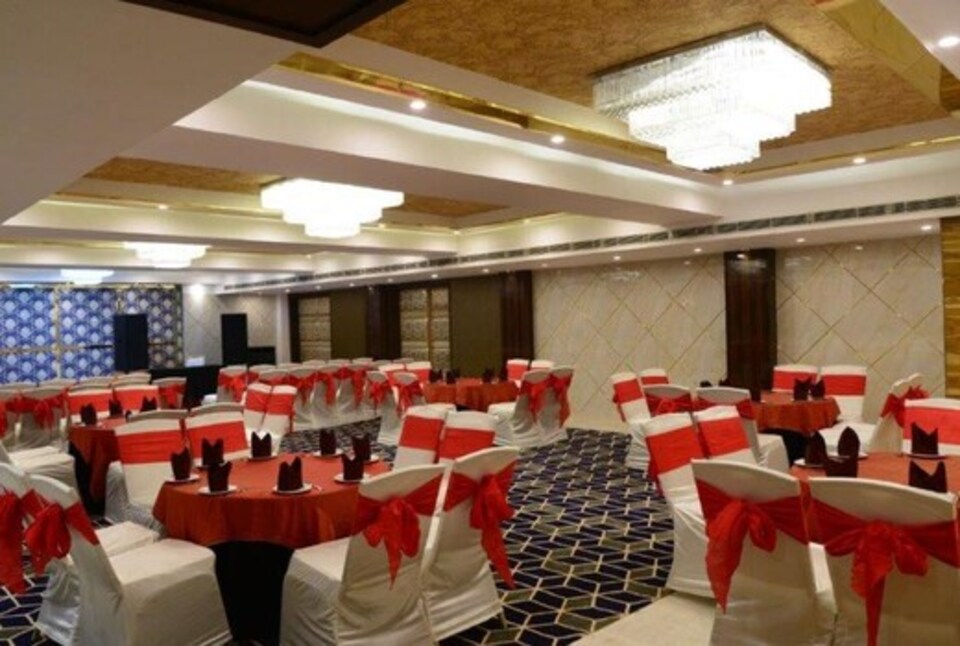 OYO 824747 Hotel Castle, Mall Road Bathinda, Bathinda